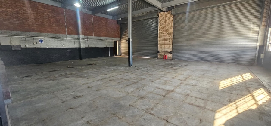 To Let commercial Property for Rent in Beacon Bay Eastern Cape